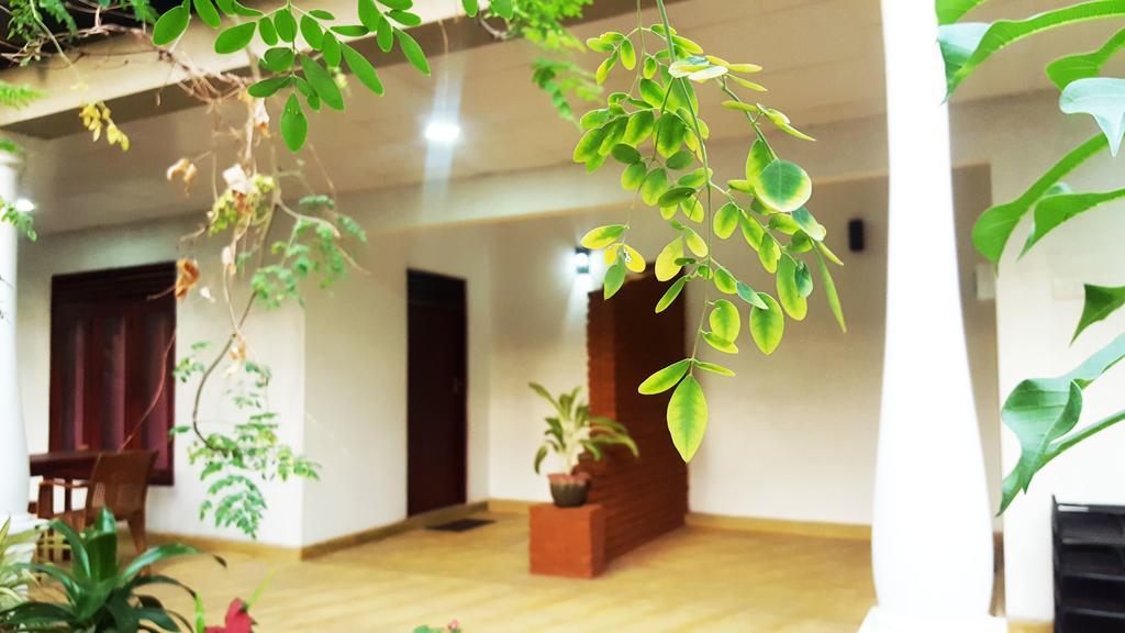 Kassapa Home Stay Сигирия Экстерьер фото